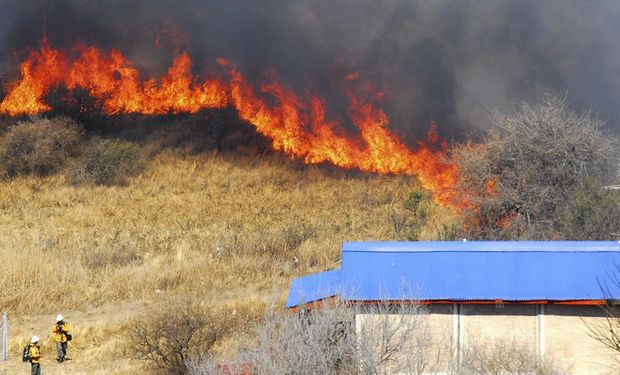 La AFIP lanzó medidas de alivio para localidades afectadas por incendios forestales