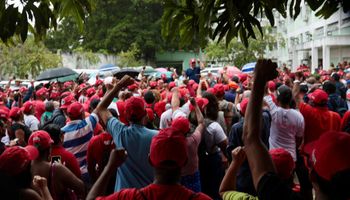 MST inicia ofensiva e cobra Lula enquanto produtores se preparam contra invasões 