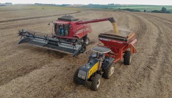 Indústria de máquinas agrícolas desacelera e projeta crescimento de 3,4% em 2026