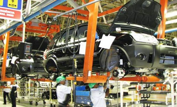 Por las menores ventas, se estancó la producción de vehículos