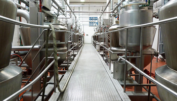 Interna compleja en la paritaria lechera, ¿se intenta enfrentar a grandes lácteas y pymes?