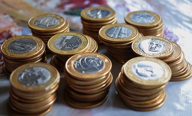 IPCA acelera para 0,38% em abril puxado por saúde e alimentos