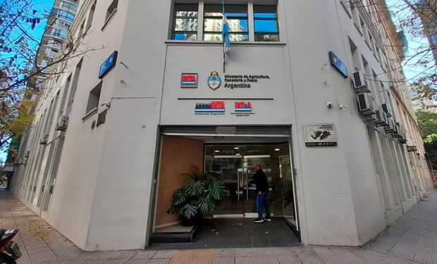 El Gobierno vende un edificio del INTA por 6,37 millones de dólares y los trabajadores lanzaron una medida de fuerza