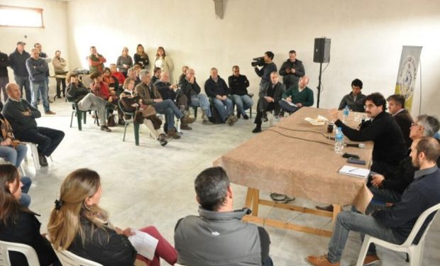 "Tenemos en promedio el triple de precipitaciones en una parte de la Provincia", destacó el Ministro de Agroindustria bonaerense, Leonardo Sarquís.