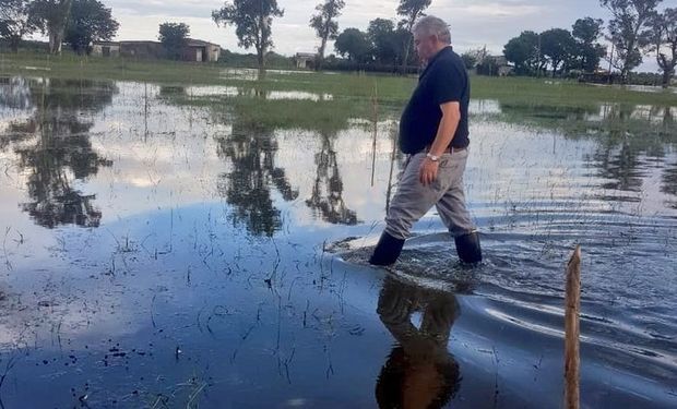 Pablo Orsolini, ex vicepresidente de Federación Agraria y ex diputado nacional, en su campo en Villa ángela, Chaco.