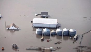 Las imágenes reflejan la gravedad de las inundaciones en Estados Unidos