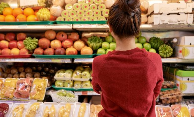 O grupo “Alimentação e bebidas” teve desaceleração de 0,71% para 0,16%, com alimentação em domicílio em estabilidade. (foto - ilustrativa)