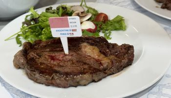 Carne: el mercado "irremplazable” que prepara una definición para la Argentina y la expectativa por la venta de cortes de mayor calidad
