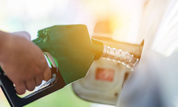 Cotações do etanol continuam em queda devido à oferta elevada