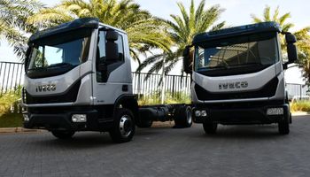 Los dos nuevos camiones de Iveco Argentina