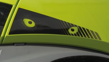 Se lanzó en Argentina el "monstruo" de más de 1000 HP que sorprende en el campo: rompió el récord de picado