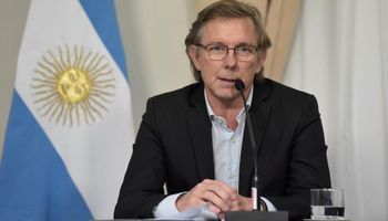 El Gobierno modificó el dólar soja y busca desacoplar la operatoria para que no impacte en otras actividades