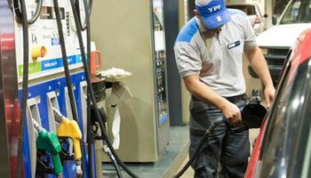 Combustibles: el Gobierno postergó el aumento del impuesto para evitar el traslado a precios