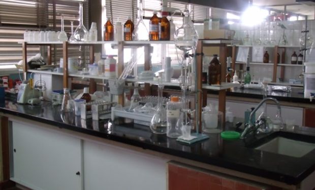 Ostinelli: “La incorporación de estos laboratorios amplía la capacidad del INTA para dar respuesta a la demanda originada por proyectos de investigación y productores de las distintas regiones del país”.