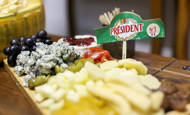 Entre suas marcas estão Batavo, Président, Elegê, Parmalat, Itambé, Cotochés e Poços de Caldas.