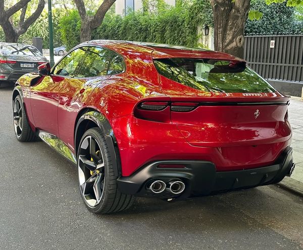ferrari purosangue
