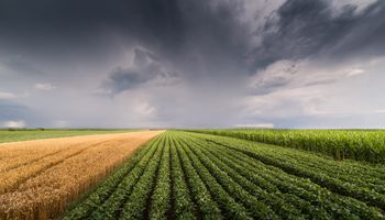 Instabilidade avança no Sul do Brasil com chuva e temporais isolados