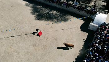 Impactante: así es la única corrida de toros de la Argentina