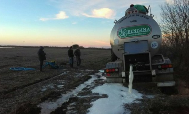 Diputada acusó al sector lácteo con una foto vieja y recibió todo tipo de respuestas