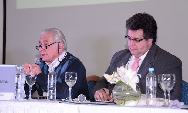 Panel “Agenda Estratégica para el Sector Lácteo” en Maizar 2015.