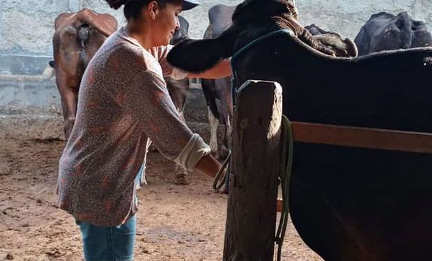 Produtora rural Rafaela da Silva Alves tem uma pequena propriedade no povoado Maranduba, em Poço Redondo, semiárido de Sergipe. (foto - arquivo pessoal)