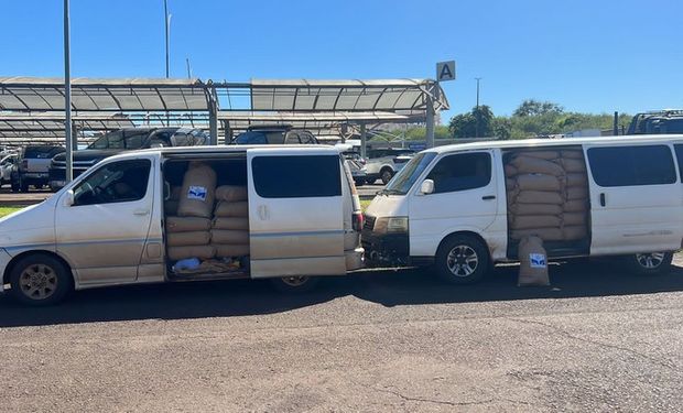Motoristas foram presos em flagrante. (Foto - Polícia Federal)