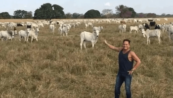 Qual era a responsabilidade de Leonardo na fazenda onde trabalhadores foram resgatados?