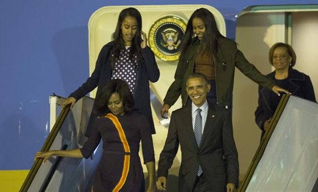 Obama llegó en el avión Air Force One a la 1:10 de la madrugada.Foto:LA NACION/Santiago Filipuzzi