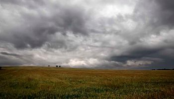Alerta por tormentas fuertes y granizo: cuáles son las zonas que recibirían lluvias este jueves