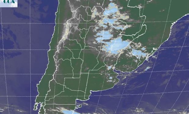 Gran parte del este y el norte del país con coberturas de nubes bajas, las cuales ganan algo de desarrollo sobre el NEA y el centro de la Mesopotamia.