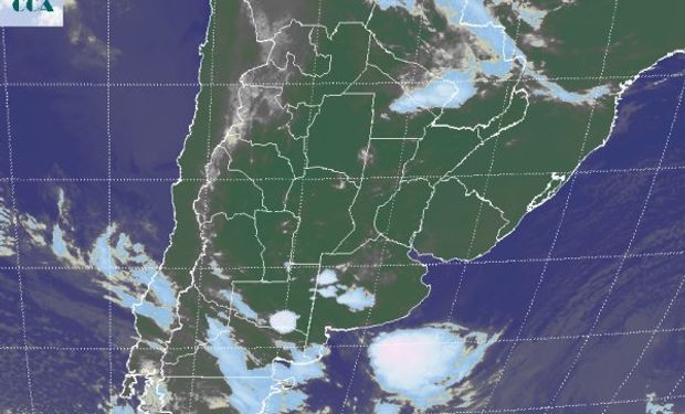 La foto satelital muestra algunas tormentas que anticipan un período de inestabilidad que se extendería sobre gran parte de BA y LP .