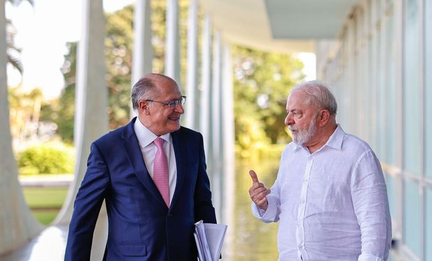 Encontro com o vice-presidente Geraldo Alckmin, na sexta-feira, foi postado por Lula em suas redes sociais, anunciando retorno as atividades. (foto - Ricardo Stuckert/Presidência)