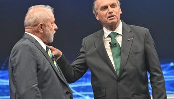 Lula foi filiado ao PL, de Bolsonaro, por seis meses no sistema do TSE