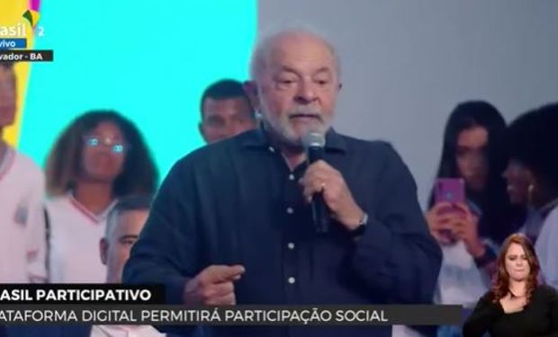 "Falei para o Fávaro: não fique nervoso, não perca a cabeça, a agricultura brasileira não é só isso", diz Lula. (foto - reprodução TV Brasil/Bahia)