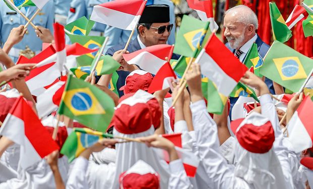 Lula confirma candidatura em 2026 e firma acordos com a Indonésia