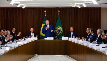 Lula destaca abertura de mercados e promete anunciar Plano Safra em maio