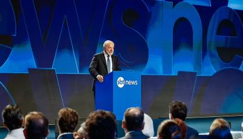 Lula chama de “cretinice” ataque de Zezé Di Camargo ao SBT