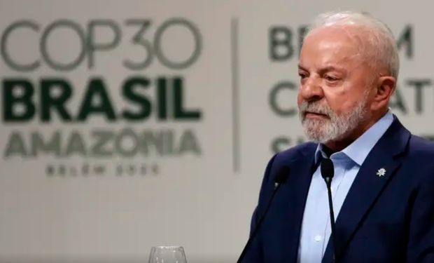 Lula disse que é preciso romper com a distância entre a diplomacia e a realidade das populações mais afetadas pelas mudanças climáticas. (Foto: Bruno Peres/Ag Brasil)