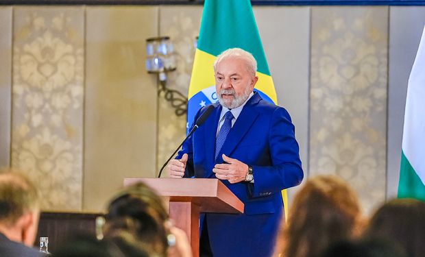 Lula vai à Rússia e à China, e Haddad negocia com secretário de Trump