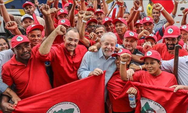 Apesar da agenda positiva, movimento segue pressionando e ameaçando o governo. (Foto - Acervo/MST)