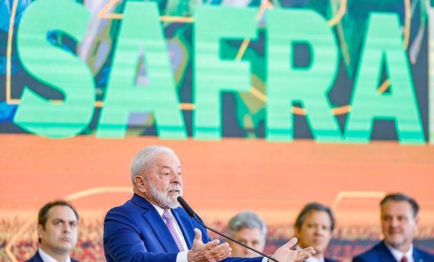 Lula quer dialogar com produtores rurais para baixar preço dos alimentos