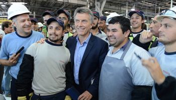 "Tragedia educativa": Macri se refirió a dificultad de Toyota para reclutar personal con secundario completo