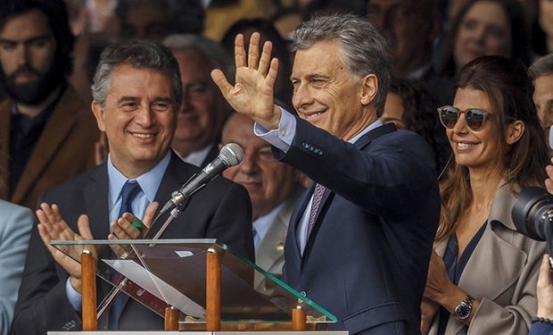 El presidente Mauricio Macri junto al ministro de Agroindustria Miguel Etchevehere.