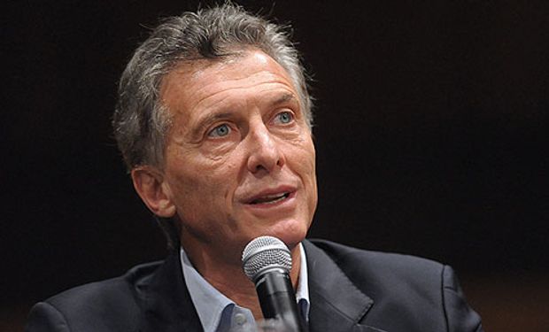 Macri aclaró que "en cumplimiento de uno de los compromisos asumidos durante la campaña electoral, se enviará al Congreso un proyecto para una nueva ley de impuesto a las ganancias".