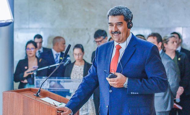 Em eleição suspeita, Maduro vence eleição com 51,2% dos votos na Venezuela