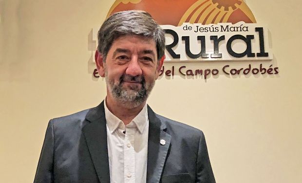 Ordenan la captura internacional de un exdirigente rural de Jesús María por presunto robo de ganado