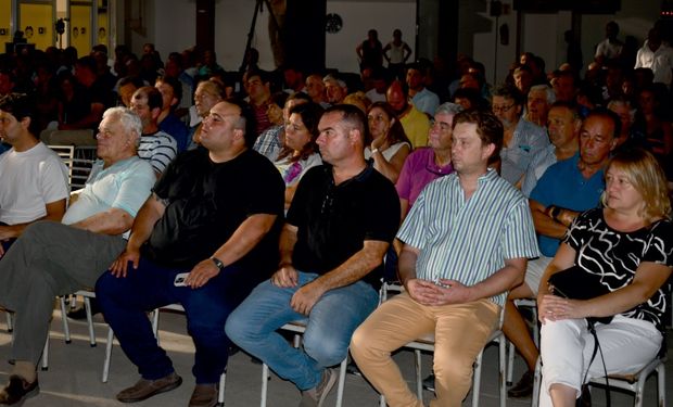 Hartazgo en el campo por la presión impositiva de las provincias: en Córdoba y Santa Fe denuncian un "impuestazo" y reclaman la falta de obras