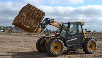 Así es el único manipulador telescópico de industria nacional: la empresa que apuesta fuerte en plena apertura de importaciones y llega a Expoagro 2026 con múltiples soluciones