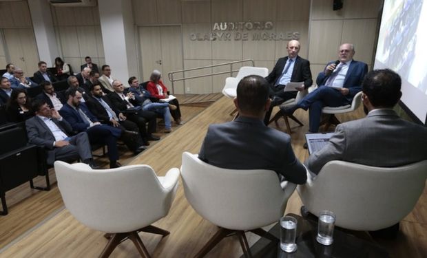 Câmaras Setoriais de Milho e Soja debatem perspectiva da safra de grãos em Brasília (foto - Mapa)