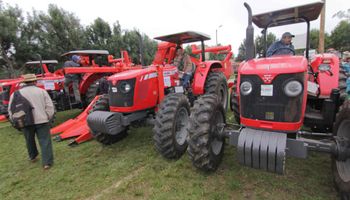 Se desplomó 35% la importación de maquinaria agrícola durante 2014